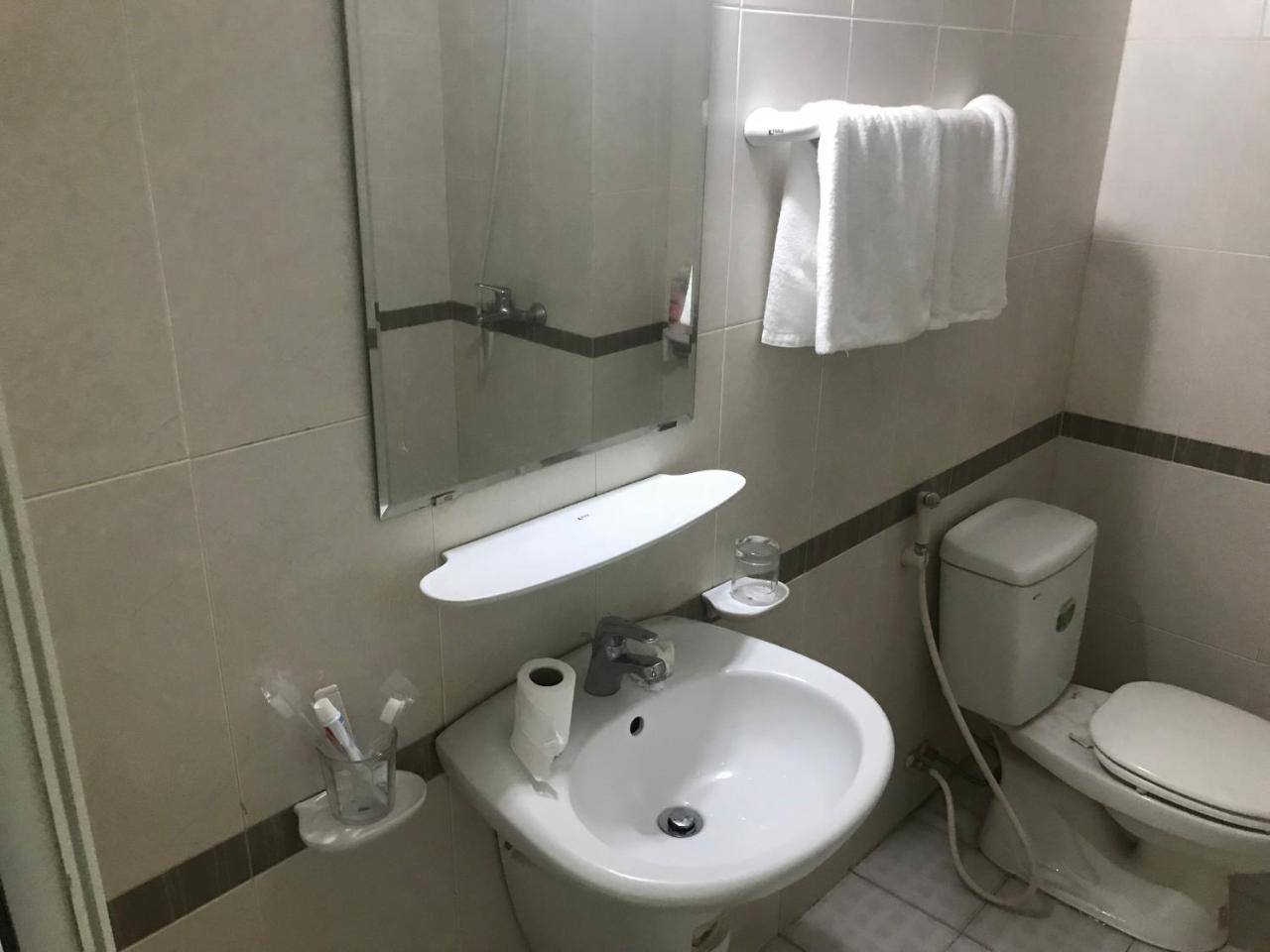 Hotel Hoanglong Hanoi Exterior foto